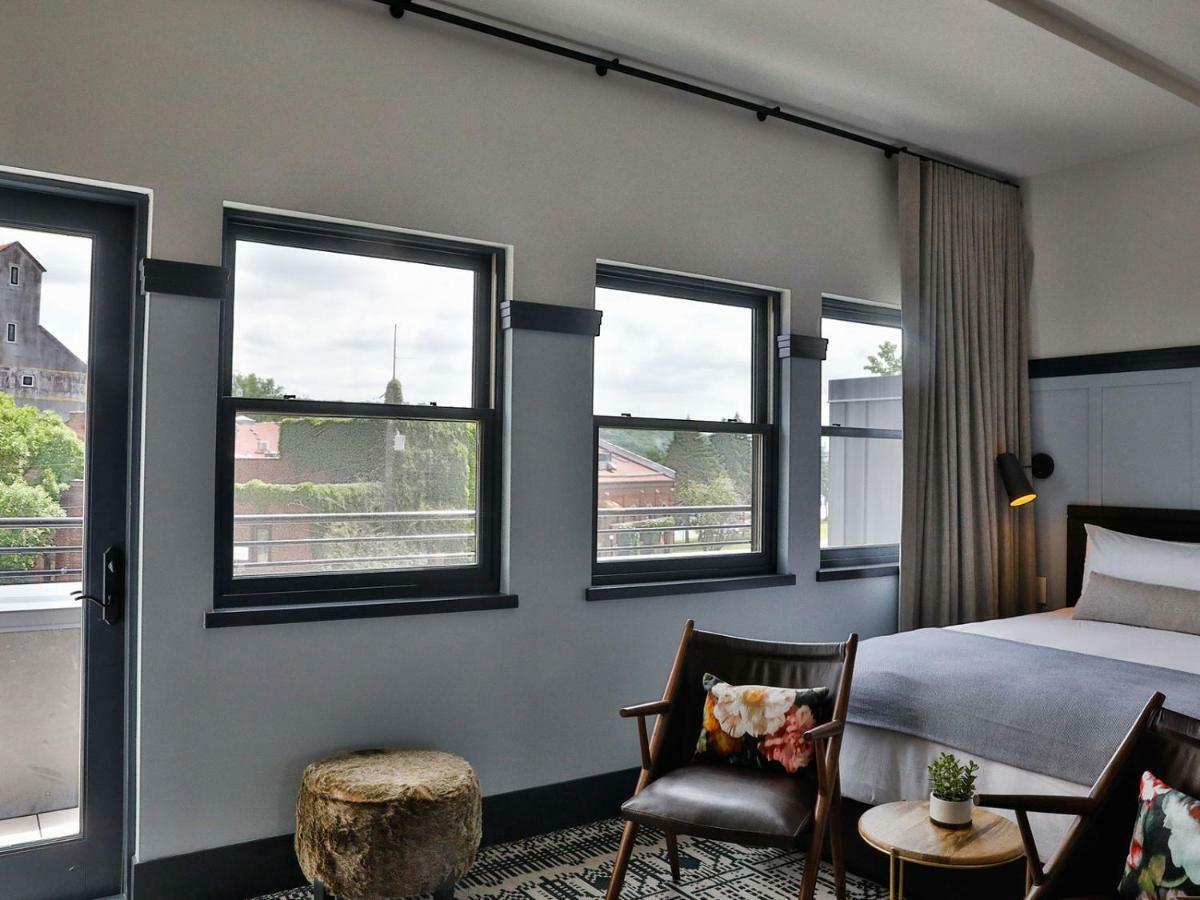 Lora Hotel สติลวอเตอร์ ภายนอก รูปภาพ